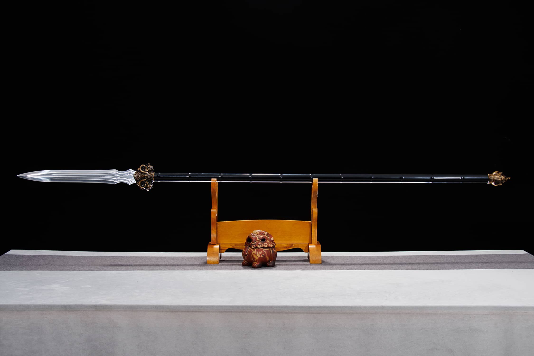 Po Lu Bai Hai High-Performance Manganese Steel Spear - traditional Chinese historical replica, full product view
