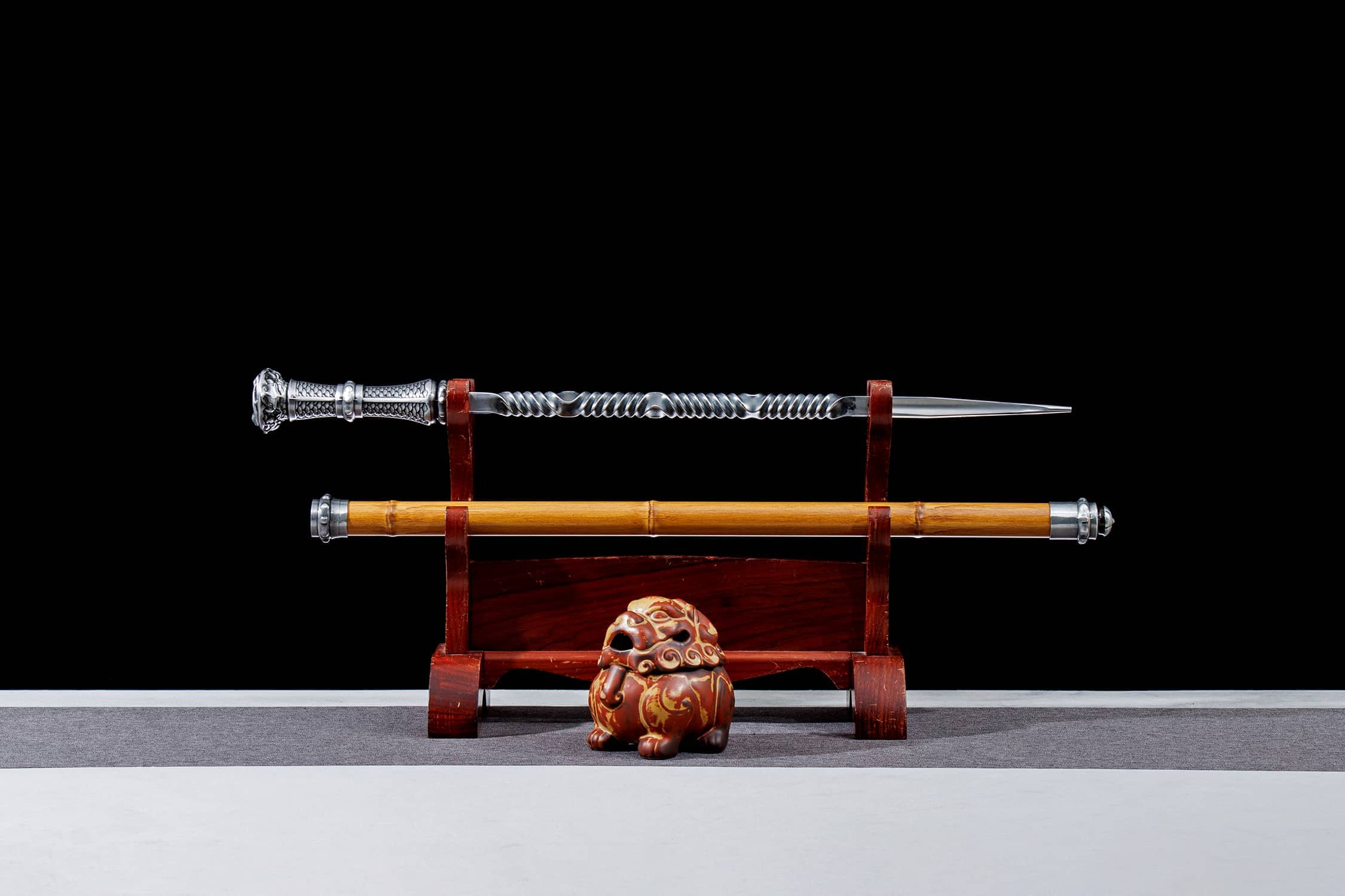 Qian Gang High-Performance Manganese Steel Jian Mace - traditional Chinese historical replica, full product view