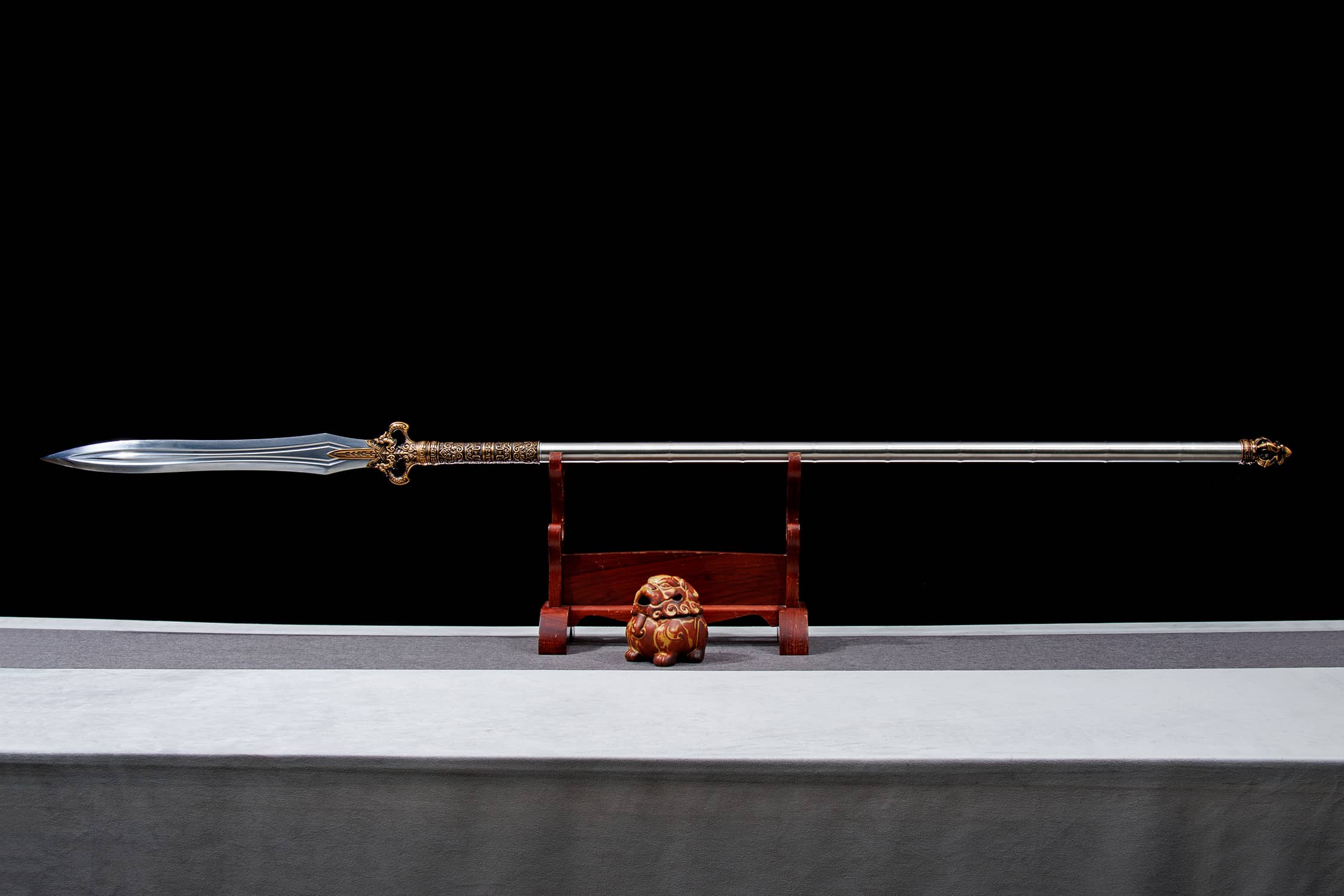 Zhu Yan Chang High-Performance Manganese Steel Spear - traditional Chinese historical replica, full product view