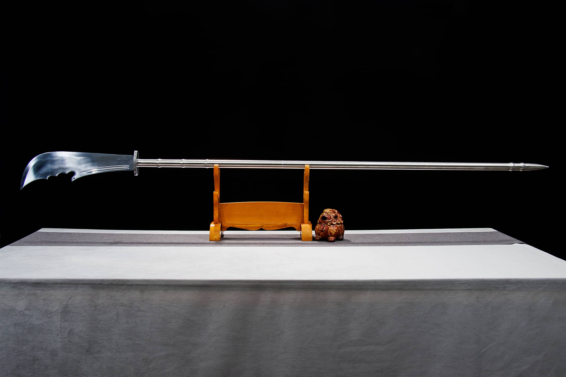 Guan Gong High-Performance Manganese Steel Dao - traditional Chinese historical replica, full product view