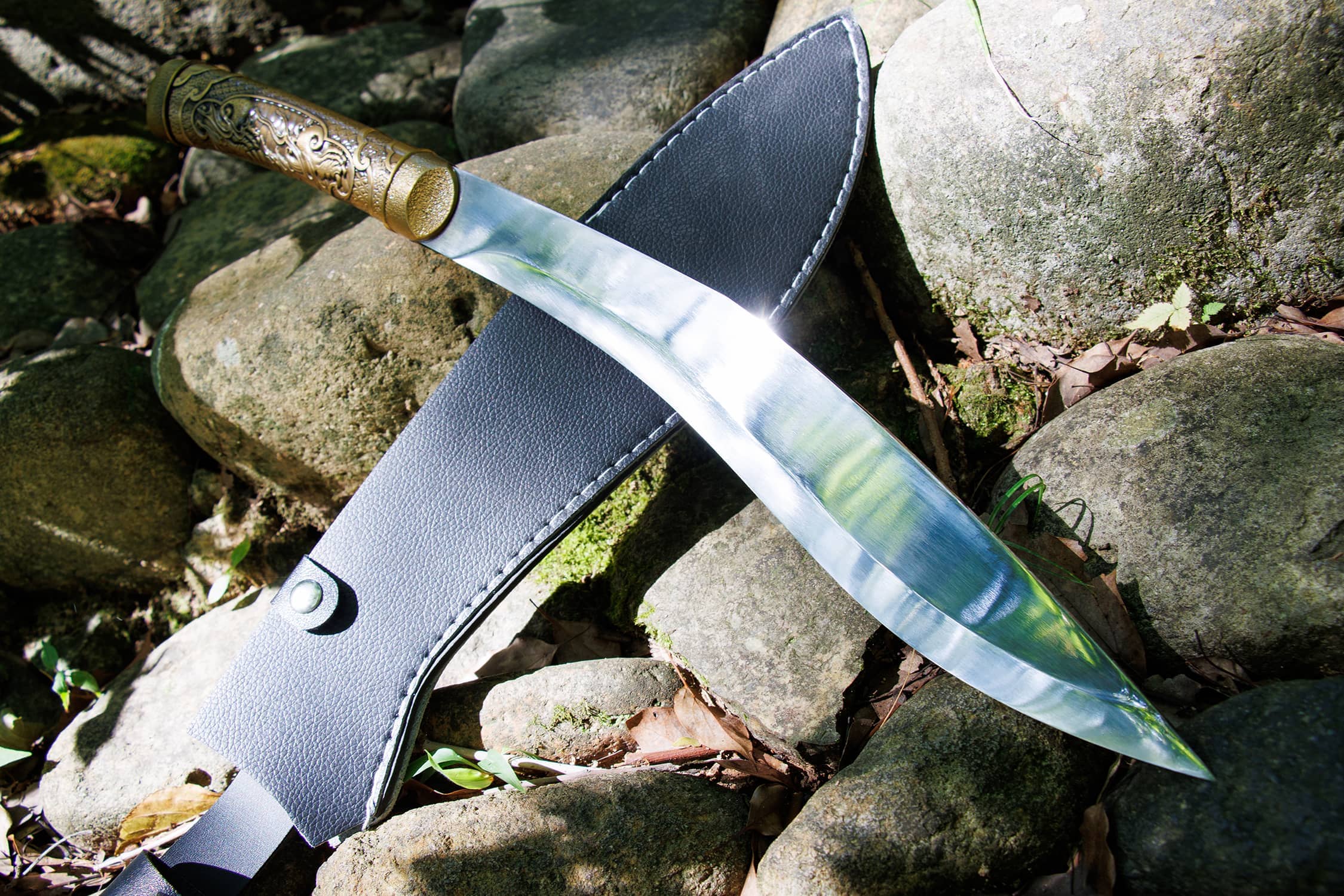 Shi Qi High-Performance Manganese Steel Nepalese Kukri - hand-forged Longquan dao sword, full product view