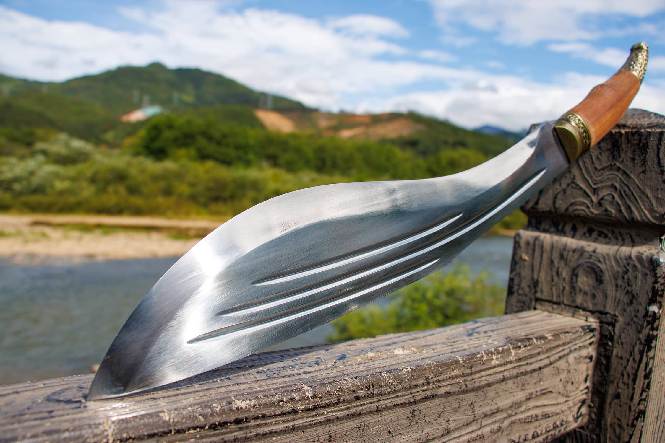Shan You High-Performance Manganese Steel Nepalese Kukri - hand-forged Longquan dao sword, full product view