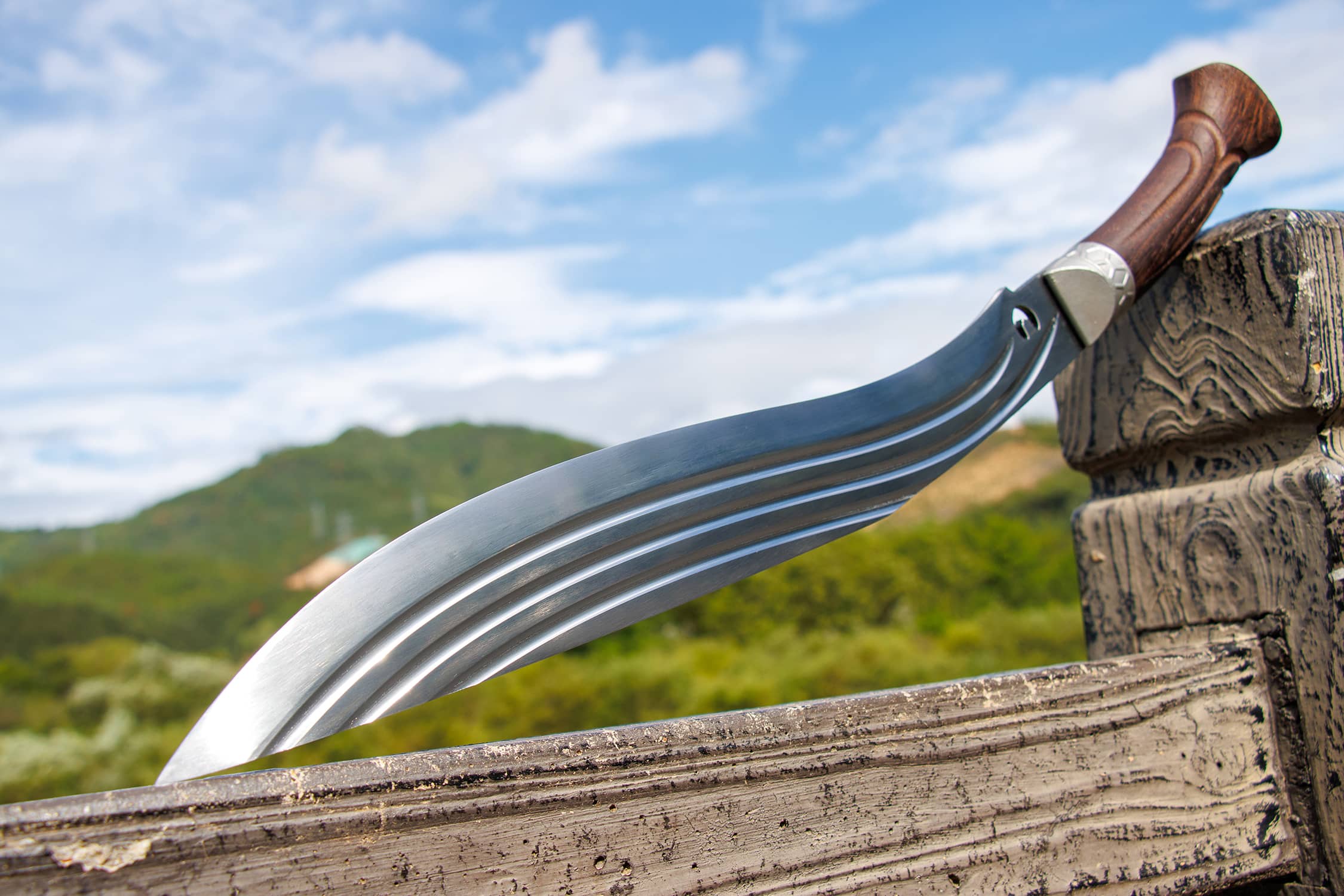 Tun Xiao High-Performance Manganese Steel Nepalese Kukri - hand-forged Longquan dao sword, full product view