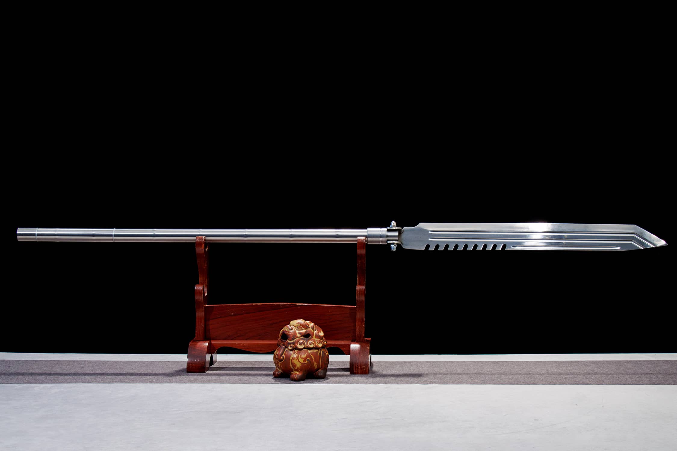 Lie Shi Zhe Die Cang High-Performance Manganese Steel Long Dao - hand-forged Longquan dao sword, full product view