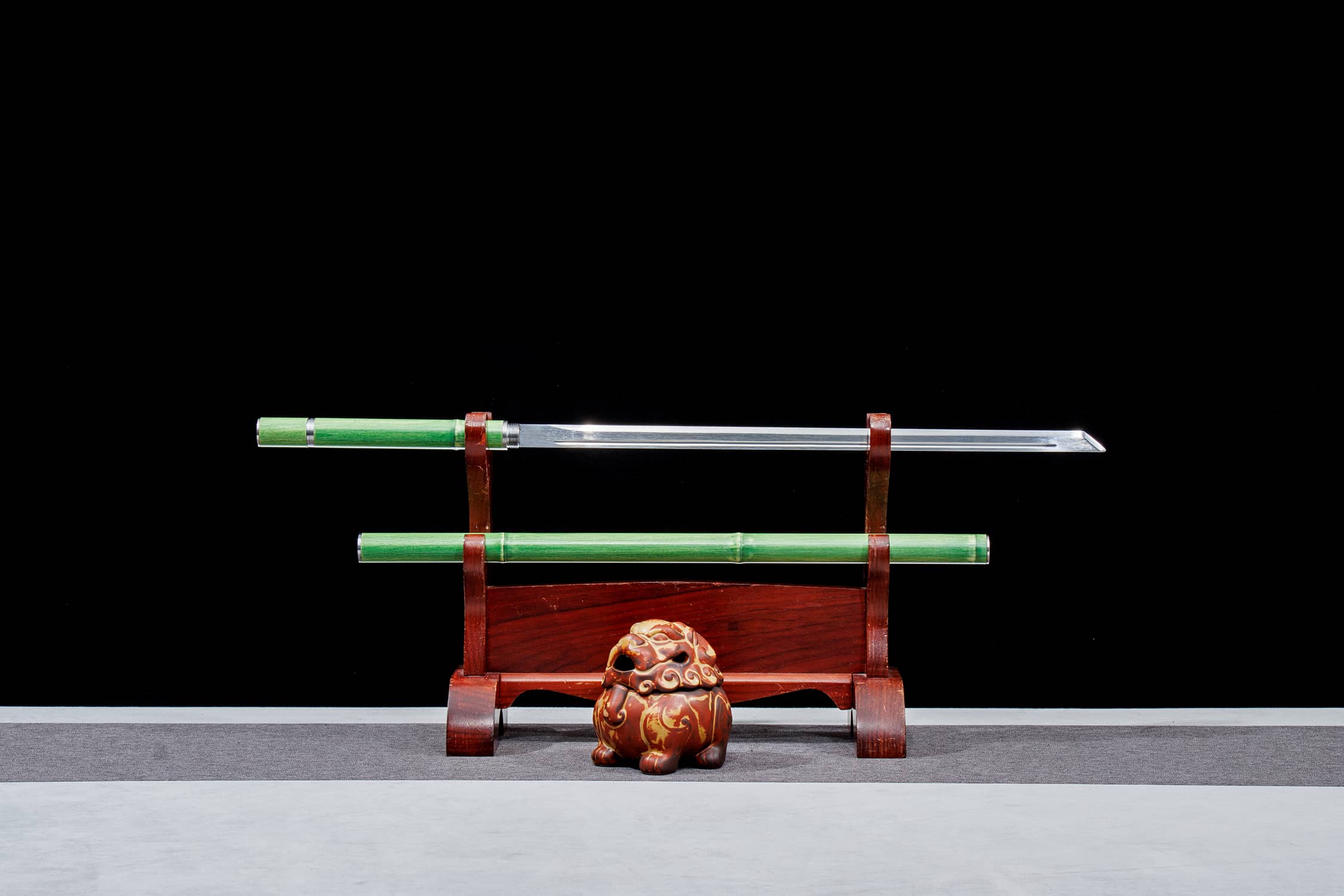 Qing Yu High-Performance Manganese Steel Staff Dao - hand-forged Longquan dao sword, full product view