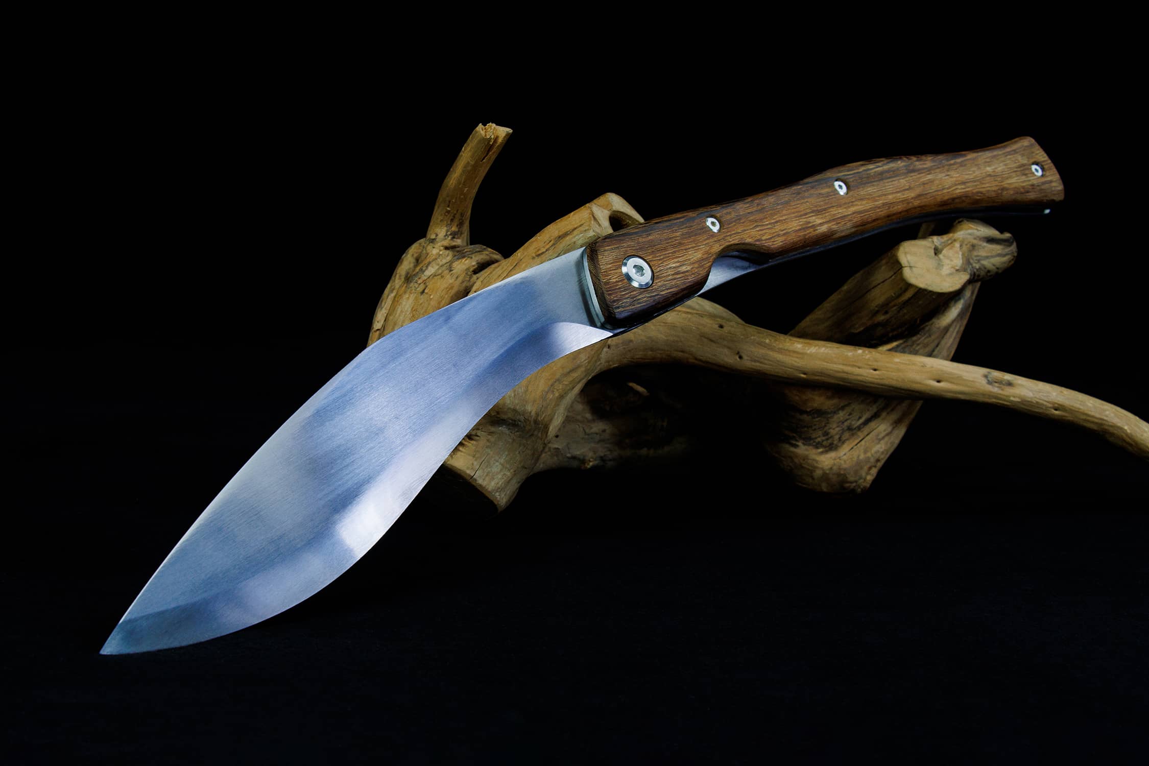 Zhe Die High-Chromium Steel Nepalese Kukri - hand-forged Longquan dao sword, full product view