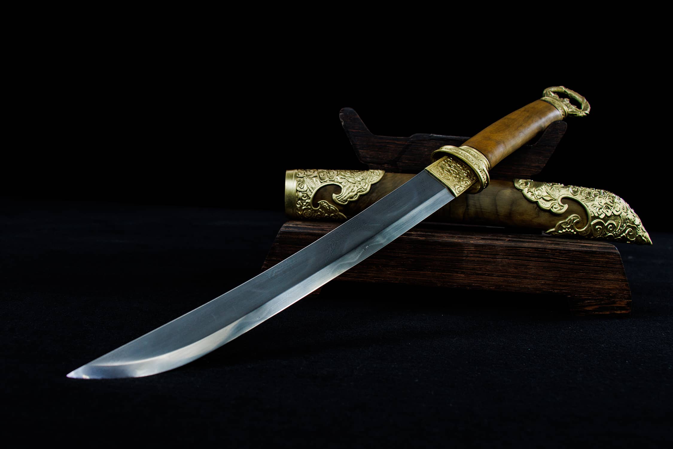 Bai Lian Long Yin Pattern-Welded Steel Qing Dao with Differential Hardening - hand-forged Longquan dao sword, full product...