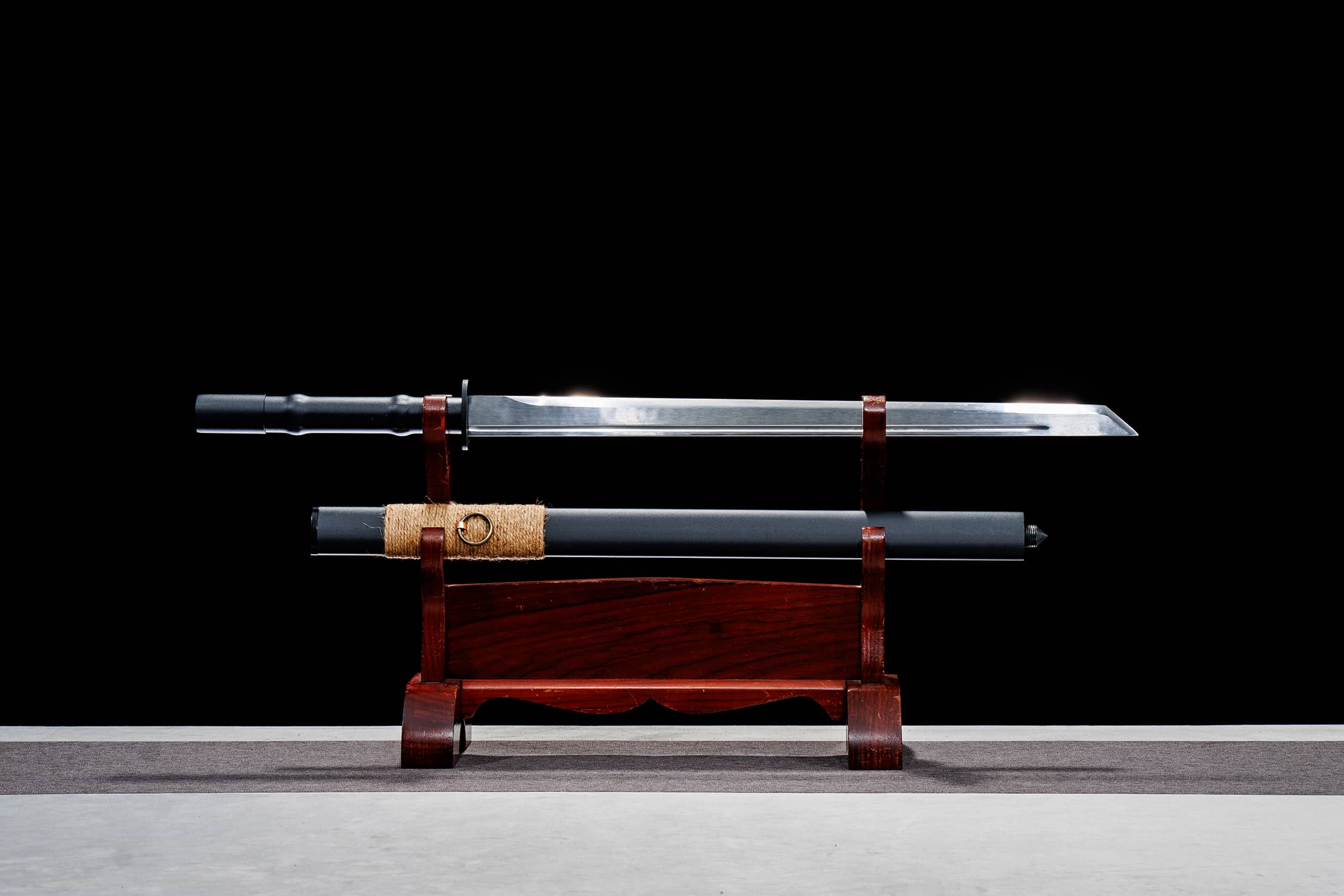Hei Xiao Zhong Kuan Fan Jie High-Performance Manganese Steel Tang Dao with Reverse-Mount - hand-forged Longquan dao sword,...
