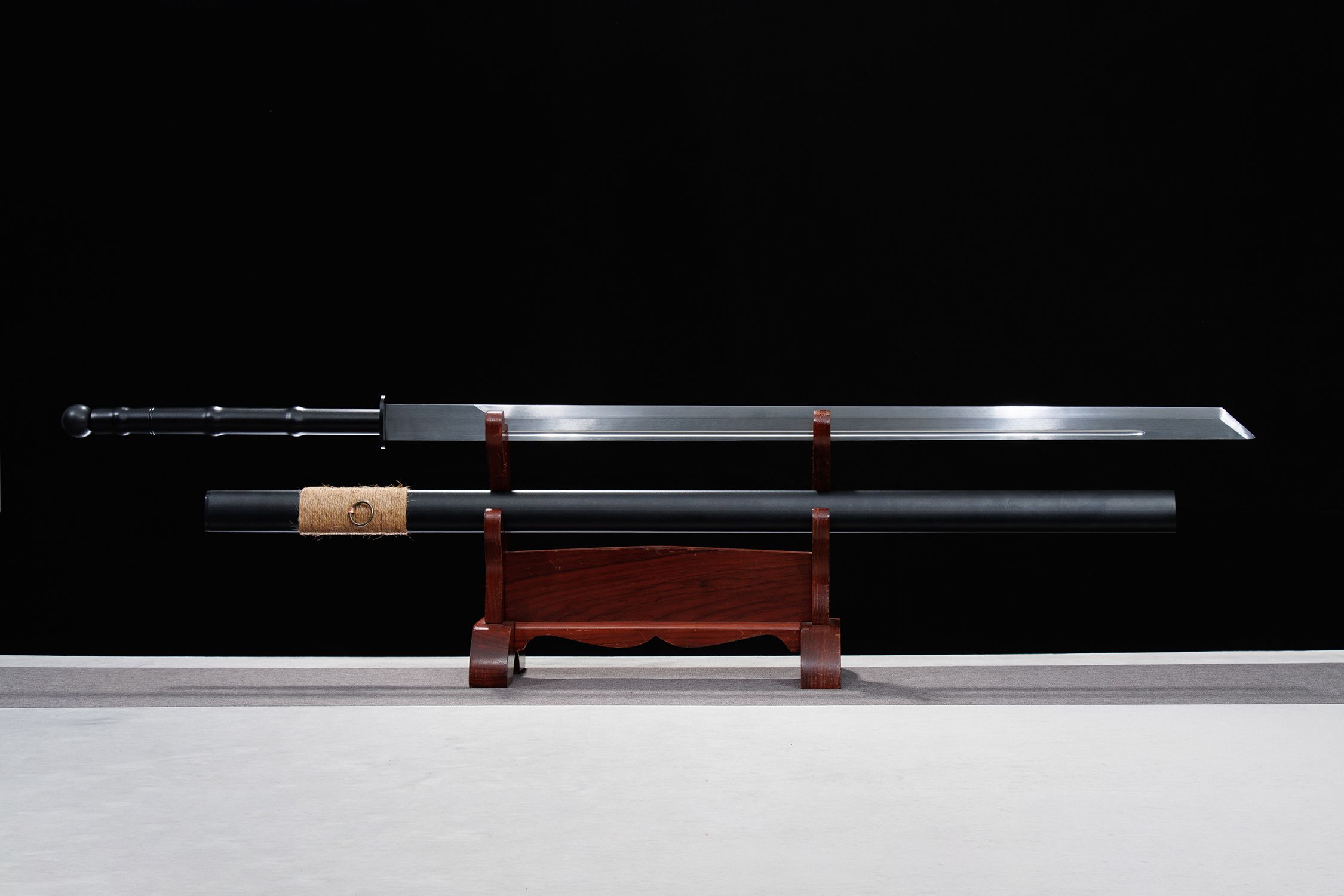 Heng Xiao Fan Jie Shuang Shou High-Performance Manganese Steel Tang Dao with Reverse-Mount - hand-forged Longquan dao sword,...