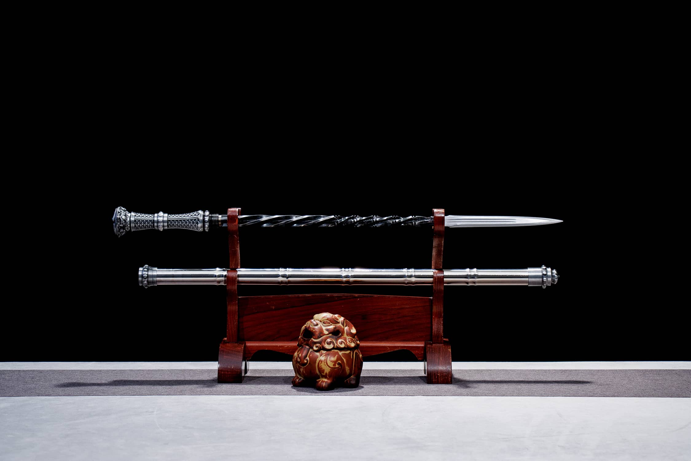 Shou Qi High-Performance Manganese Steel Jian Mace - traditional Chinese historical replica, full product view