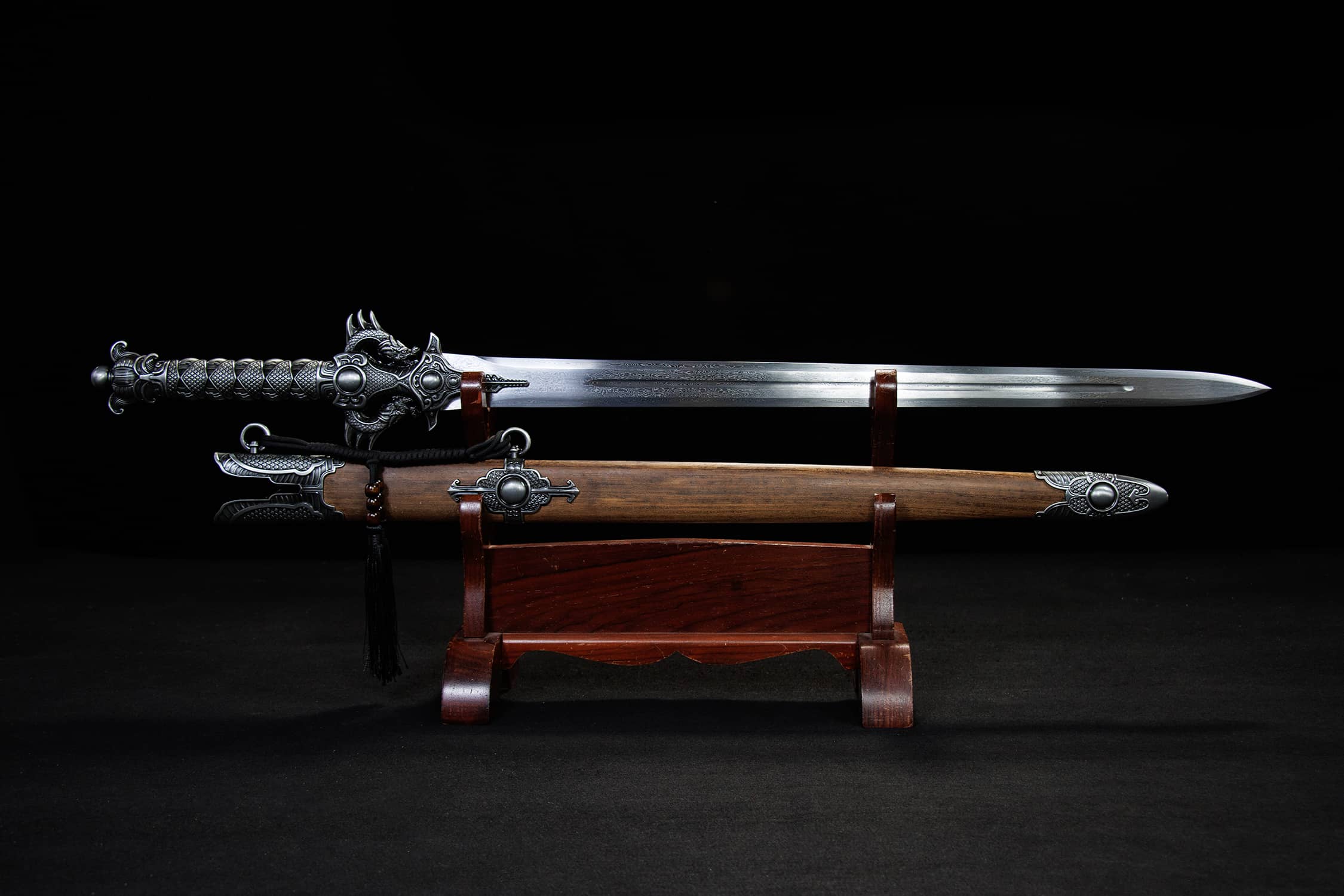 Shuang Long Xie Hun Zhan Pattern-Welded Steel Jian Sword - hand-forged Longquan jian sword, full product view