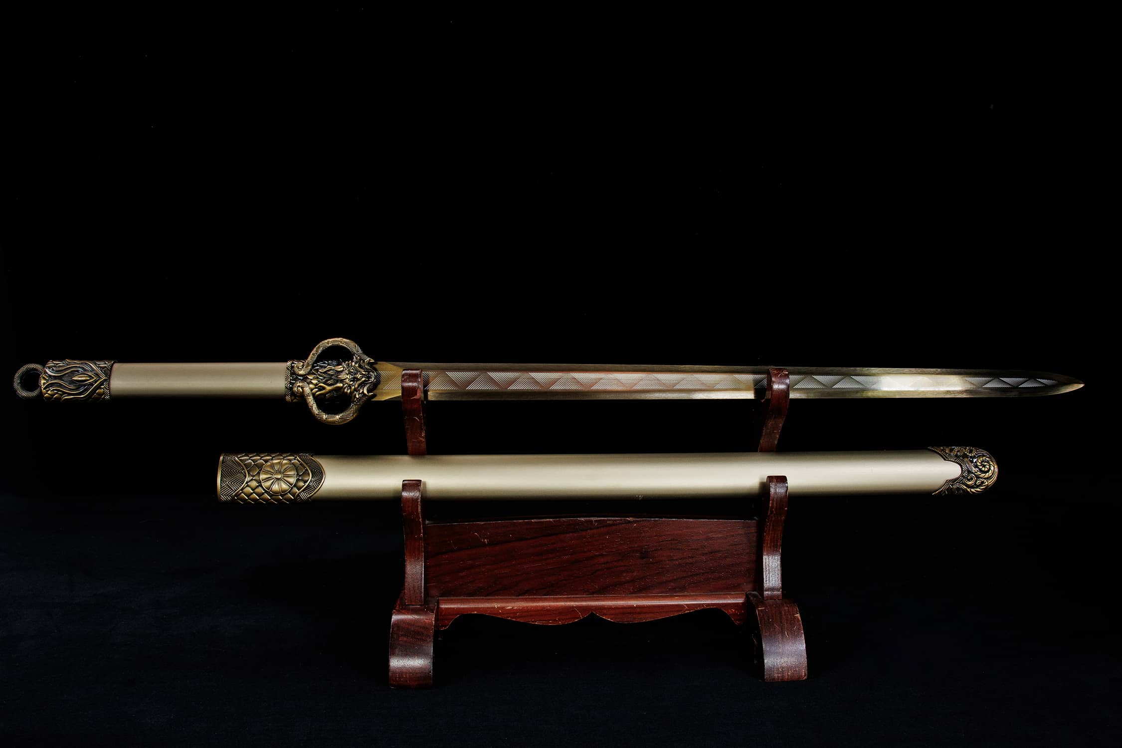 Fen Xin High-Performance Manganese Steel Tang Jian Sword - hand-forged Longquan jian sword, full product view